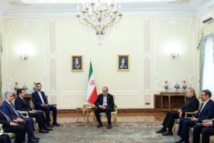 الاعرجي يؤكد للرئيس الايراني التزام العراق بتنفيذ بنود الاتفاق الأمني بين البلدين