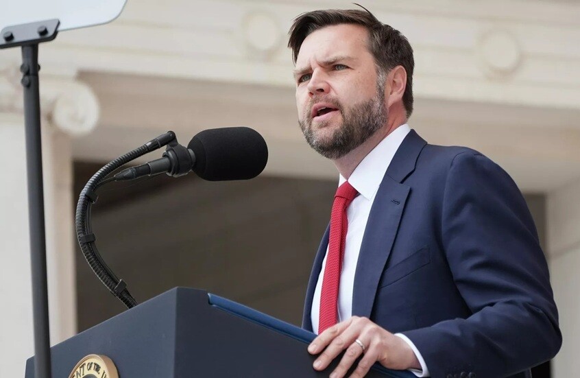 فانس: اتفاق السلام يسير أفضل من المتوقع ونعلن افتتاح مركز إعمار غزة