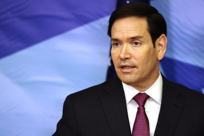 وزير الخارجية الأمريكي: أحرزنا تقدما في الحفاظ على وقف إطلاق النار في غزة