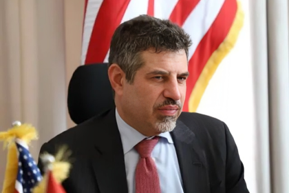 تولى منصب القائم بأعمال سفارتها في العراق.. واشنطن تعين قائداً مدنياً لمركز تنفيذ اتفاق غزة