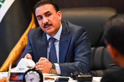 محكمة تحقيق الرمادي تصدر قرار استقدام لوزير التربية للتحقيق بتهمة التزوير.. وثيقة