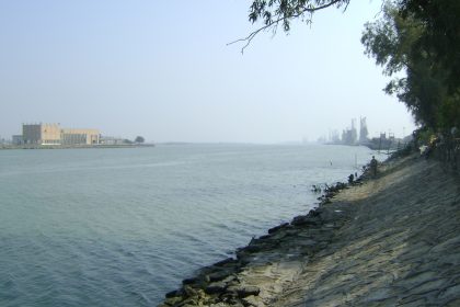 الموارد تحذّر من تفاقم اللسان الملحي في شط العرب وتأثيره على سكان البصرة