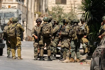 حملة اعتقالات واقتحامات إسرائيلية واسعة في الضفة الغربية