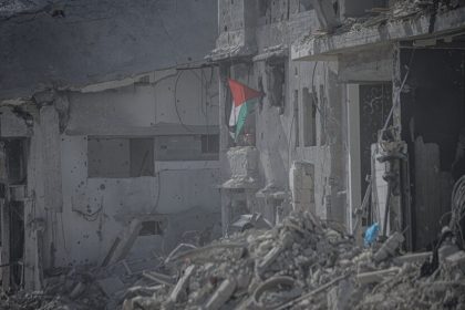 الجيش الإسرائيلي يعلن رسميا العودة إلى وقف إطلاق النار في غزة بعد ليلة دامية