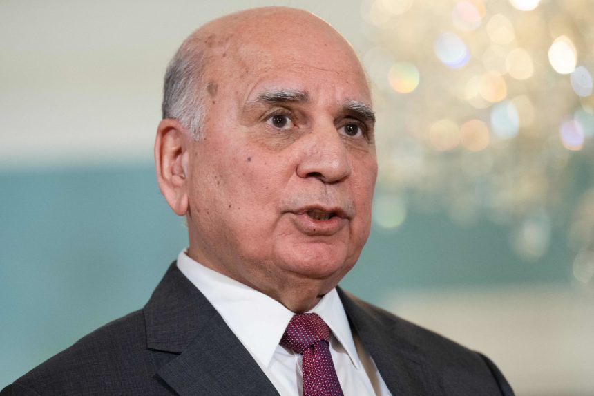 وزير الخارجية: سنبحث مع الوزير التركي الذي سيزور بغداد اليوم الملف المائي