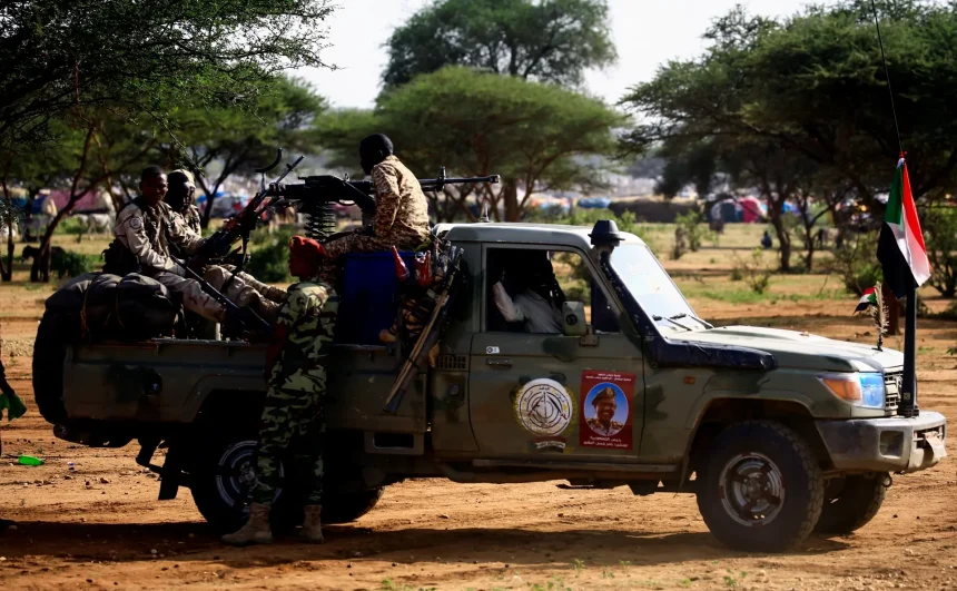 الدعم السريع تكرر: سنحاسب كل من تجاوز القانون في الفاشر