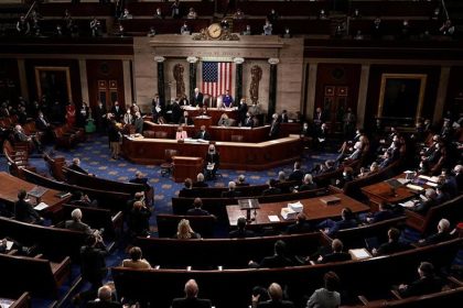 مجلس الشيوخ الأمريكي يرفض مشروع قرار يمنع ترامب من مهاجمة فنزويلا دون موافقة الكونغرس