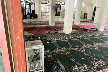 إصابة 54 شخصاً بانفجار في مسجد اثناء صلاة الجمعة في اندونيسيا