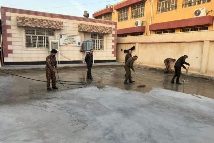 العمليات المشتركة تشيد بمبادرة شرطة الأنبار بتنظيف المدارس المتخذة كمراكز اقتراع وصيانة بعض مرافقها