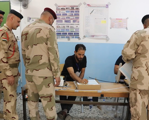 المفوضية: 1313980 ناخباً عسكرياً سيشاركون في التصويت الخاص يوم غد