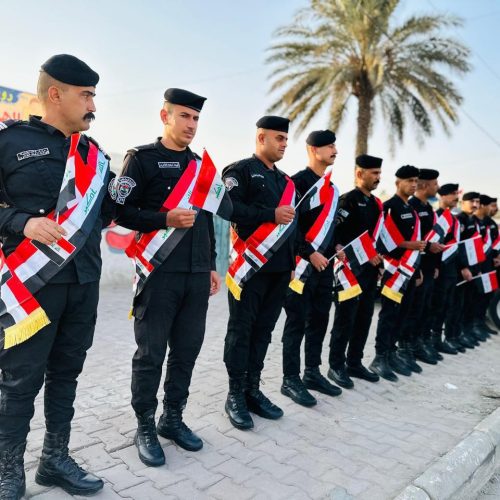 بالصور.. طوابير من الناخبين على مراكز الاقتراع الخاص في بغداد