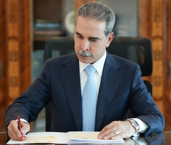 رئيس مجلس القضاء الأعلى: تجاوز المدد الدستورية لتسمية شاغلي المناصب الرئاسية الثلاث يشكل خرقاً واضحاً للدستور