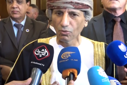 ممثل الأمين العام للأمم المتحدة: العراقيون يختارون ممثليهم بكل حرية وديمقراطية