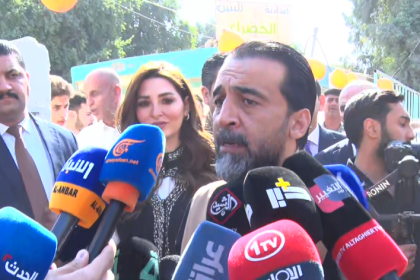 الرئيس الحلبوسي وحرمه يدليان بصوتيهما في الانتخابات النيابية