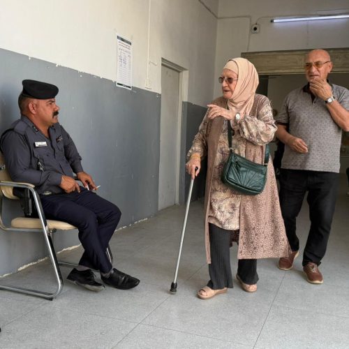 بالصور.. فزعة وطن من كبار السن في كركوك للإدلاء بأصواتهم بالانتخابات النيابية