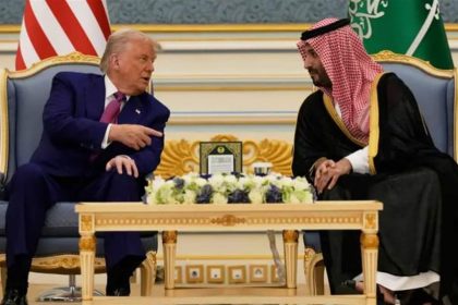 ولي العهد السعودي يبدأ زيارة رسمية إلى أميركا