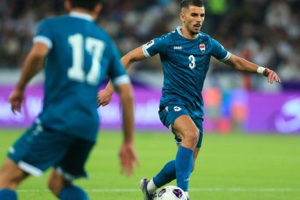 انطلاق الشوط الثاني بين المنتخب الوطني ونظيره الإماراتي في اياب الملحق الاسيوي