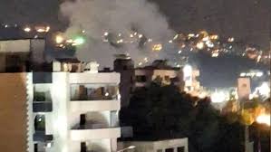 الجيش الإسرائيلي: بدأنا شن غارات على بنى تحتية لحزب الله في جنوب لبنان