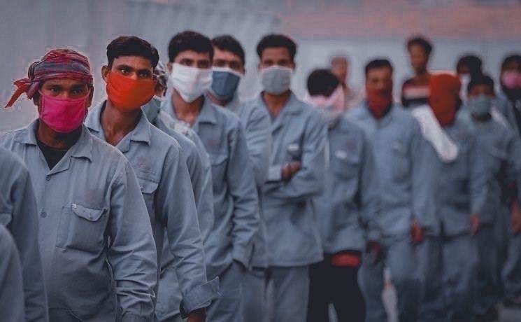 العراق يرحل أكثر من 34 ألف عامل أجنبي مخالف