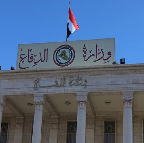 مصدر امني ينفي السيطرة على قذائف غربي بغداد مهيأة لاستهداف وزارة الدفاع: مخلفات حربية