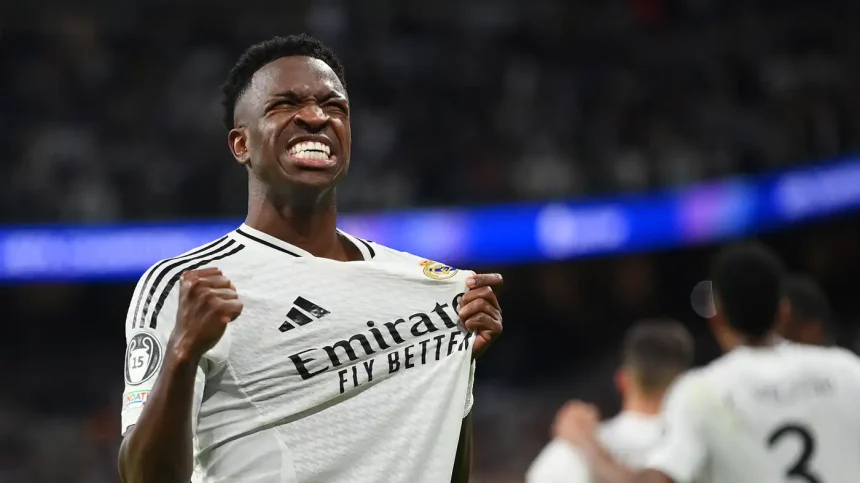 "صفقة مدوية".. ليفربول يتحرك لضم نجم ريال مدريد فينيسيوس جونيور