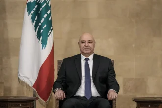 الرئيس اللبناني: الجيش يقدم الشهداء ولا يلتفت لما يتعرض له من حملات التشكيك والتحريض