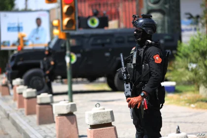 يتواصل مع شخص في إيران.. قوة أمنية تطيح بمتهم يستدرج الشباب لبيع الكلى في الكاظمية ببغداد