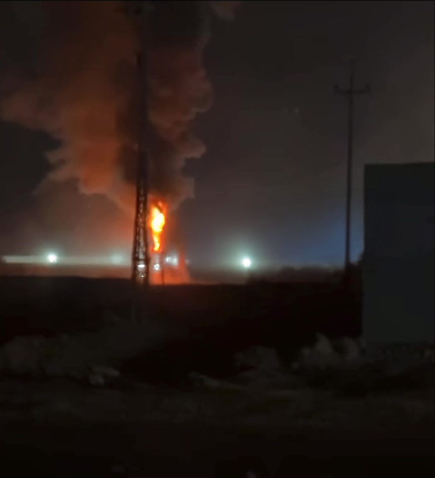 انفجار لم تعرف طبيعته داخل مصفاة نفطية على طريق كوير في اربيل