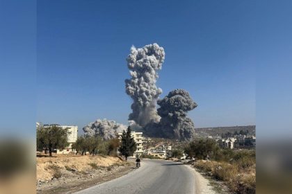 انفجار ضخم يهز بلدة كفر تخاريم بريف إدلب في سوريا