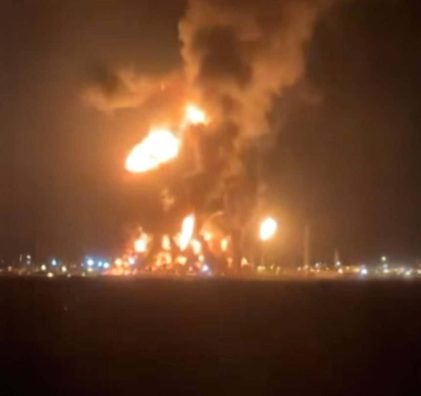 الاعلام الامني: استهداف حقل كورمور الغازي أثر سلبًا على المنظومة الكهربائية في اربيل والسليمانية