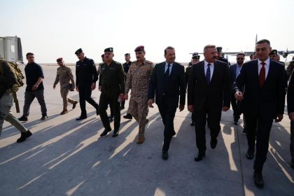 وزير الداخلية يصل إلى البصرة