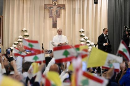 في اليوم الأخير من زيارته للبنان.. البابا ليو الرابع عشر يزور مرفأ بيروت ويترأس قداسا شعبيا