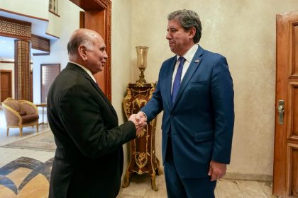 نائب وزير الخارجية الأمريكي يؤكد أهمية العمل في إطار علاقة ثنائية إيجابية مع الحكومة العراقية