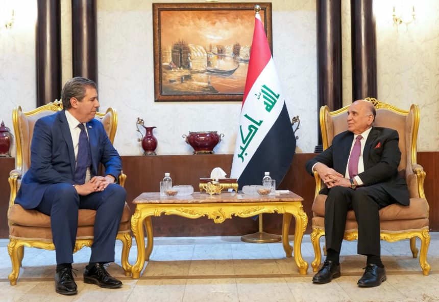 وزير الخارجية يدعو واشنطن لإعادة النظر في تحذيرات السفر الى العراق