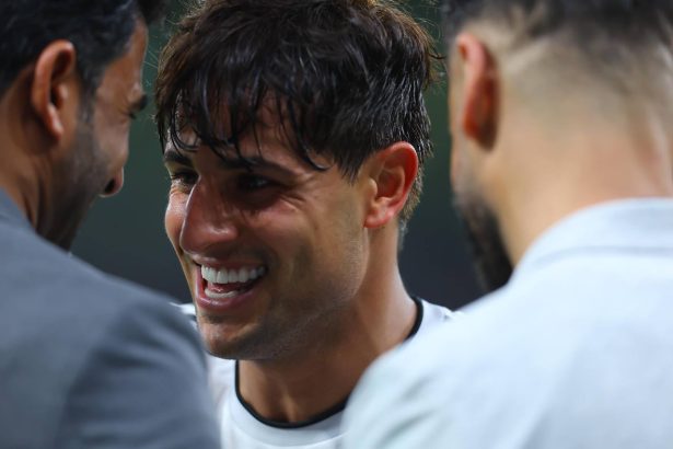 منتخبنا الوطني يضيف الهدف الثاني في شباك نظيره البحريني