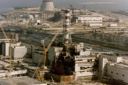 الطاقة الذرية: تضرر الدرع الواقي لمحطة تشرنوبل النووية بسبب هجوم بطائرة مسيرة