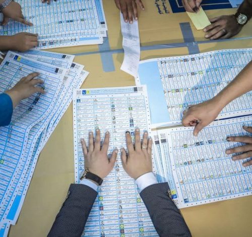 استقرار أسعار الصرف في الأسواق المحلية: 143750 ديناراً مقابل كل 100 دولار