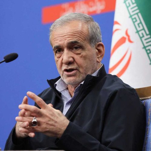 بزشكيان: إسرائيل هاجمت إيران باستخدام الذكاء الاصطناعي