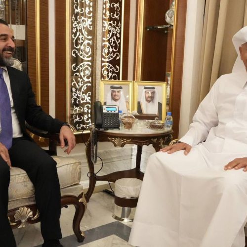 الرئيس الحلبوسي ورئيس مجلس الشورى القطري يؤكدان أهمية تنسيق المواقف في المحافل الدولية