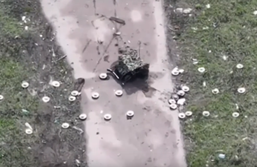 إيران تكشف عن لغم مضاد للطائرات المسيرة