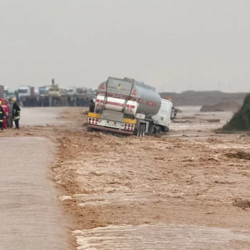 الإعلام الأمني: فتح مقر متقدم بين كركوك وصلاح الدين وتأمين طائرات لإجلاء المتضررين من السيول
