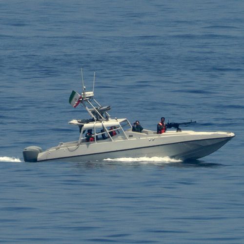 إيران تصادر ناقلة نفط تحمل 6 ملايين لتر في خليج عمان