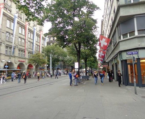 الخارجية ترحب بقرار الحكومة السويسرية رفع حظر السفر المفروض على عدد من المدن العراقية