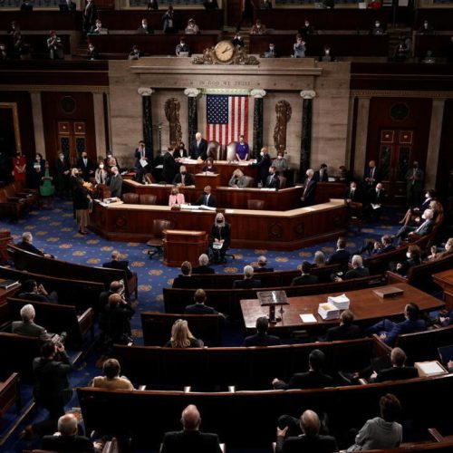 مجلس الشيوخ الأمريكي يصوت لصالح إلغاء عقوبات قانون قيصر عن سوريا