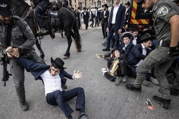 تصعيد غير مسبوق.. مروحية تتدخل لفض اشتباكات الشرطة والحريديم في القدس