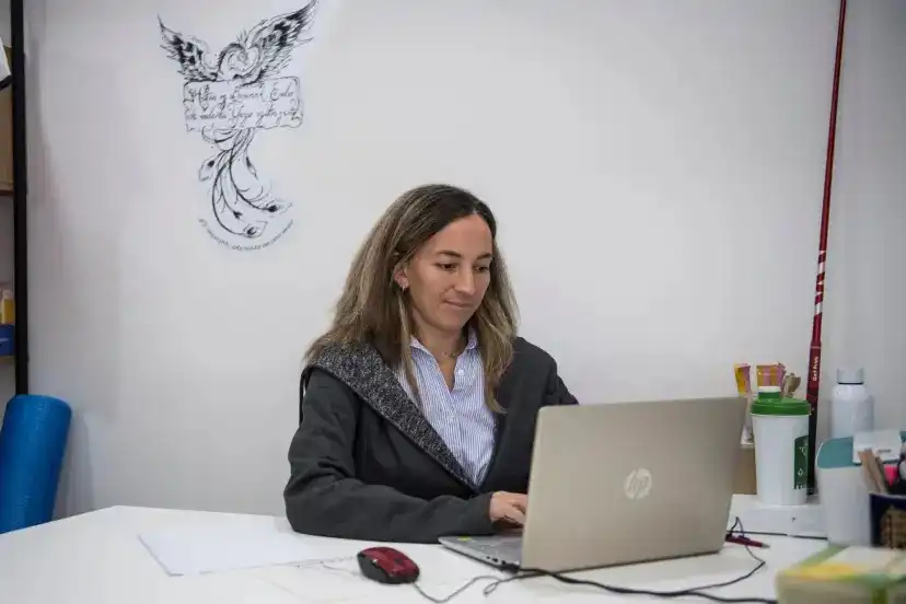 عشت في بيئة عدائية.. هجوم ناري من طبيبة ريال مدريد السابقة على النادي