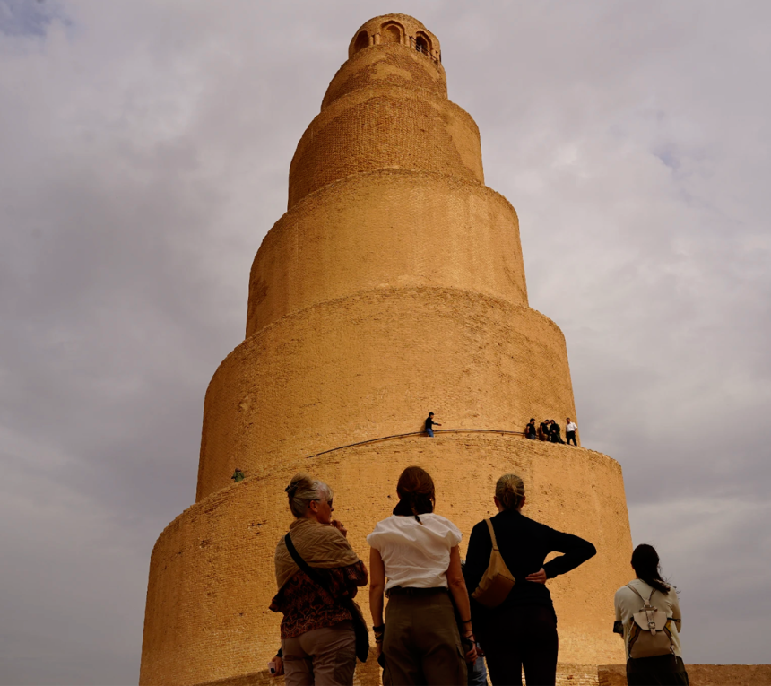 الخارجية ترحب بقرار ايطاليا إجراء مراجعة لإرشادات السفر الخاصة بمواطنيها الراغبين بزيارة العراق