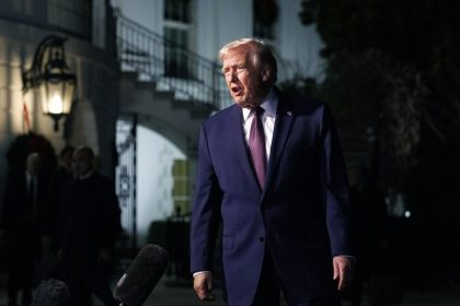 ترامب: الضربة المكثفة ضد "داعش" في سوريا كانت ناجحة ودقيقة