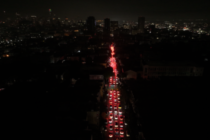 الولايات المتحدة.. حريق ضخم في محطة للكهرباء يغرق سان فرانسيسكو في الظلام