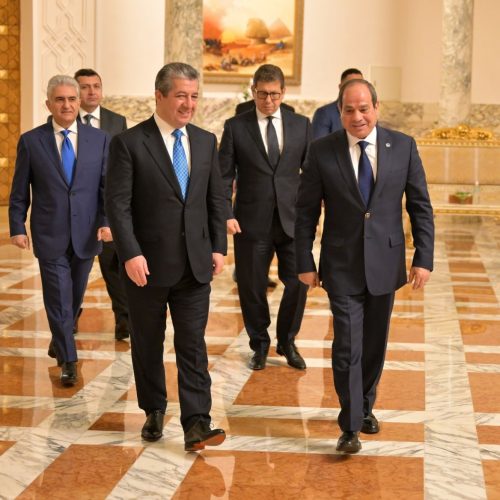 السيسي يبحث مع بارزاني التعاون الأمني بين مصر والعراق